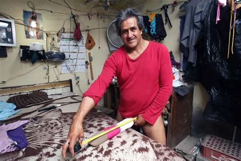 roberto esquivel|Roberto Esquivel Cabrera, Man With World’s Largest Penis,。